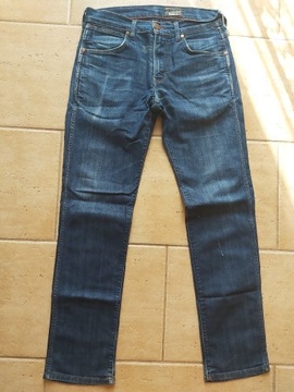 Spodnie jeans Wrangler W30L32.