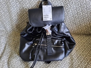 Plecak czarny skoropodobny H&M 