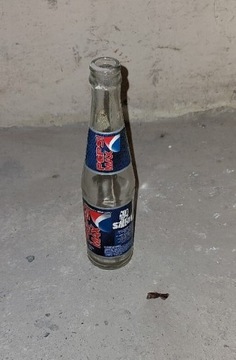 Butelka pepsi max z czasów PRL