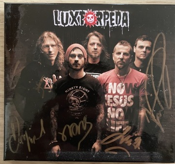 Luxtorpeda płyta CD z autografami A Morał Tej …