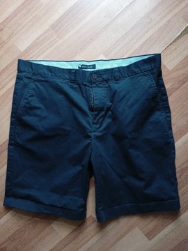 Tommy Hilfiger bawełniane spodenki chino 36