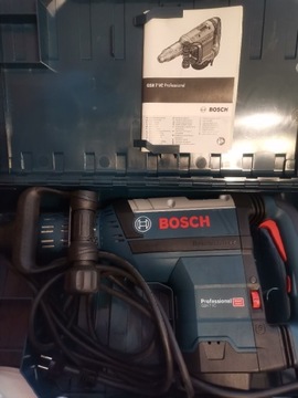 Młot udarowy SGH 7 VC Professional BOSCH 