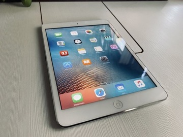 Zadbany Apple iPad Mini 16GB Silver 