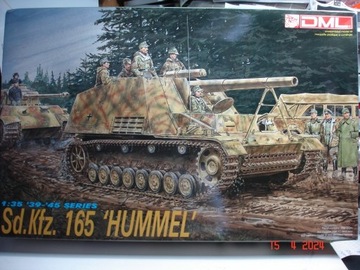 Sd.Kfz. 165  ,,HUMMEL,, 1/35 DRAGON