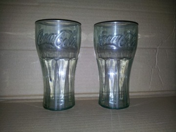 Dwie szklanki plastikowe Coca-Cola