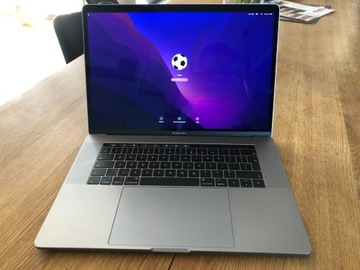 MacBook Pro 15 i9 8x2,3GHz 32 1TB 2019 FV + folie