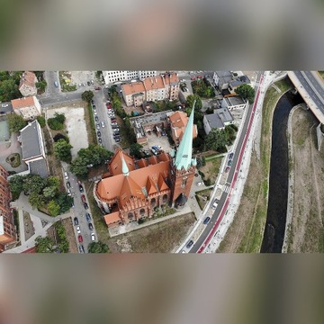 Fotografia i Filmowanie Dronem Wesela Budynki itp.