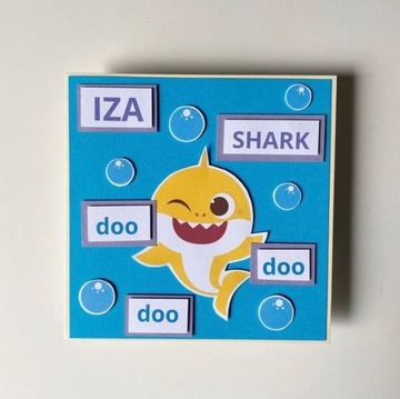 Kartka urodzinowa z Baby Shark.