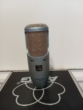 Mikrofon pojemnościowy AKG Perception 200