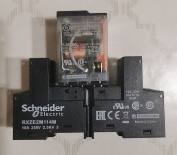 Przekaznik z podstawką Schneider RXM 24VDC