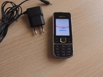 Klasyczny telefon NOKIA 2700c-2 RM-561 bez simlock