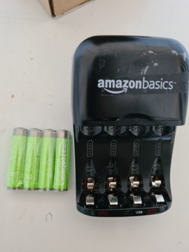 Ładowarka do baterii AAA, AA Amazon Basics plus 6 baterii w gratisie