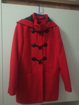 Czerwony płaszcz damski 