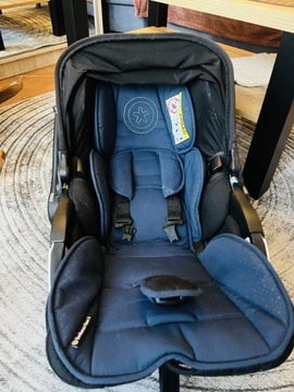 Fotelik samochodowy Kiddy Evoluna i-size Indigo Blue + baza isofix