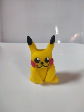 Figurka na tort Pikachu