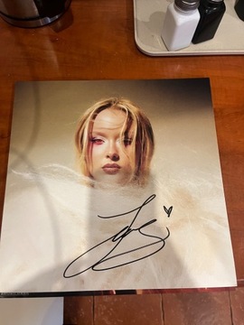 Zara Larsson winyl z autografem