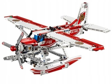 LEGO Technic 42040 - Samolot strażacki 2w1