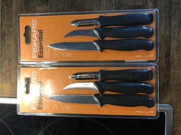 Noże fiskars essential