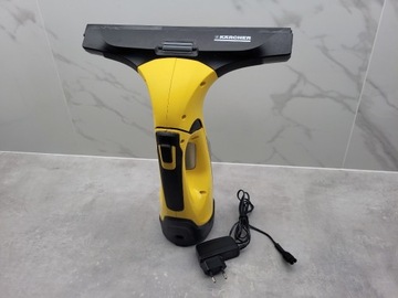 Myjka do oken Karcher WV5 + Ładowarka + ssawka - uszkodzona