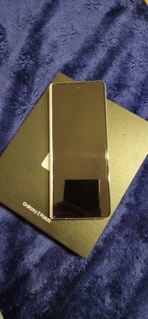 Smartfon Samusng Galaxy z fold 5 12/256 Beżowy 