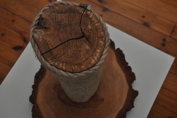 Ręcznie wykonane drapaki z naturalnego drewna