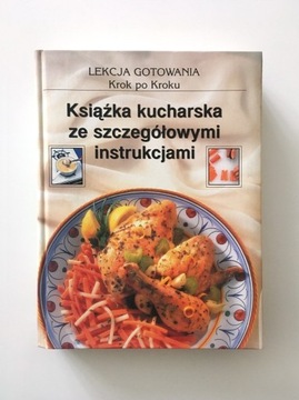 Książka kucharska ze szczegółowymi instrukcjami