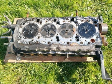 Głowica silnika Avensis t25 d4d 116km