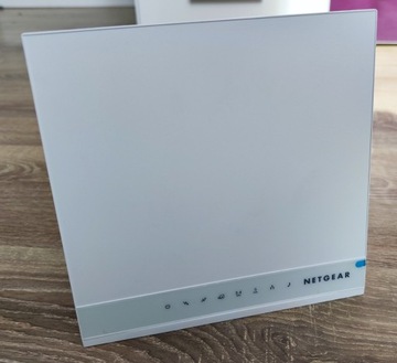 Netgear C6250EMR router WiFi , modem kablowy