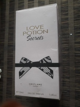 Perfumy damskie Love Potion Secrets 50ml 