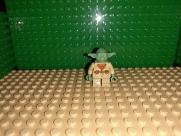 Lego Star Wars Yoda (2002)