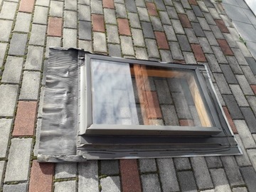 Wyłaz dachowy Velux 45x73