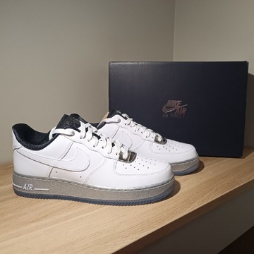 Nike Air Force 1 '07 SE r. 42,5 (27,5cm DX6764 100