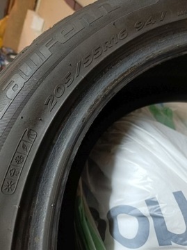 Opony całoroczne 205/55R16 Laufenn 2szt.