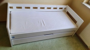 Łóżko dziecięce 160x70 białe