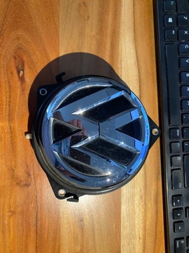VW POLO VI - klampka klapy bagażnika (bez kamery)