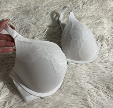 Boux Avenue biały biustonosz push up 80DD