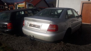 Audi a4 b5 lift LY7W zderzak sedan drzwi prawe