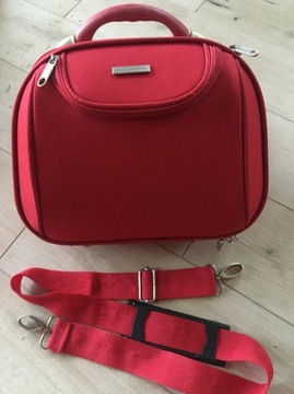 Kuferek średni bagaż walizka kosmetyczka ACC MAX