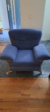Niebieski Fotel do salonu