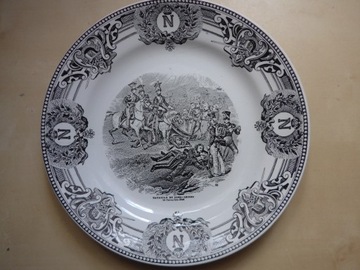 Śliczny talerz z porcelany, sygnowany, NAPOLEON