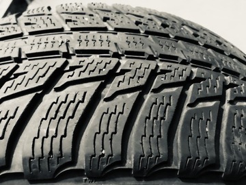 Opony zimowe Nokian WR SUV 3 225/60 R17