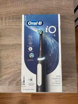 Oral-B iO Series 4 szczoteczka magnetyczna czarna