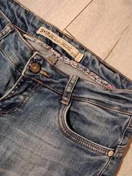 Spodnie jeans damskie