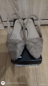 Beżowe sandały damskie, rozmiar 37, marka BETSY