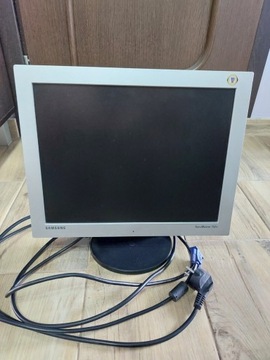 Monitor Samsung 152v, 15" cali, 1024x768, 4:3, vga, sprawny