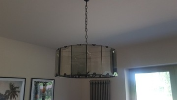 Nowoczesna lampa wisząca z metalu i szkła