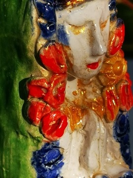 Figurka rzeźba Maryja wiosenna glina folk ludowa