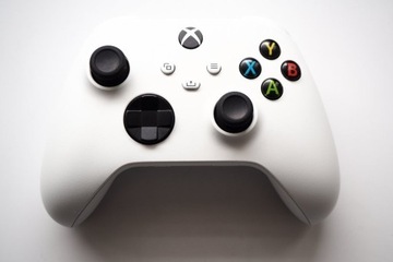 XBOX ONE SERIES X / S ORYGINALNY BIAŁY PAD 