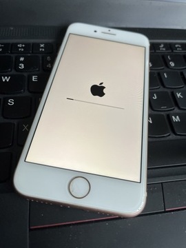 Uszkodzony. Apple iPhone 8 Gold 64GB