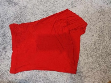 Spódnica czerwona z wcięciem